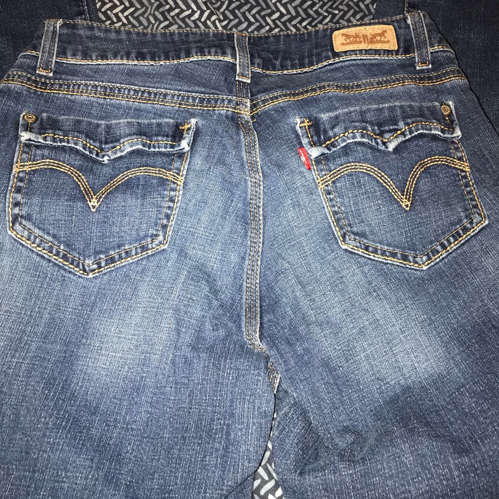 Levi’s - Picture 3 of 3